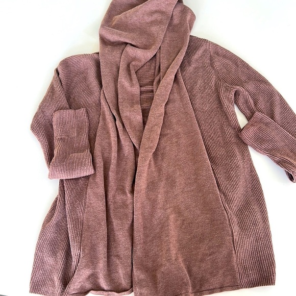 Lululemon Sundown Sweater Cozy Warm Wrap with Hood Pink color size Small 4 - Picture 6 of 11